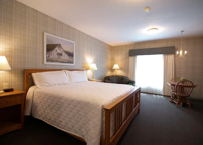 Essenhaus Inn & Conf. Center